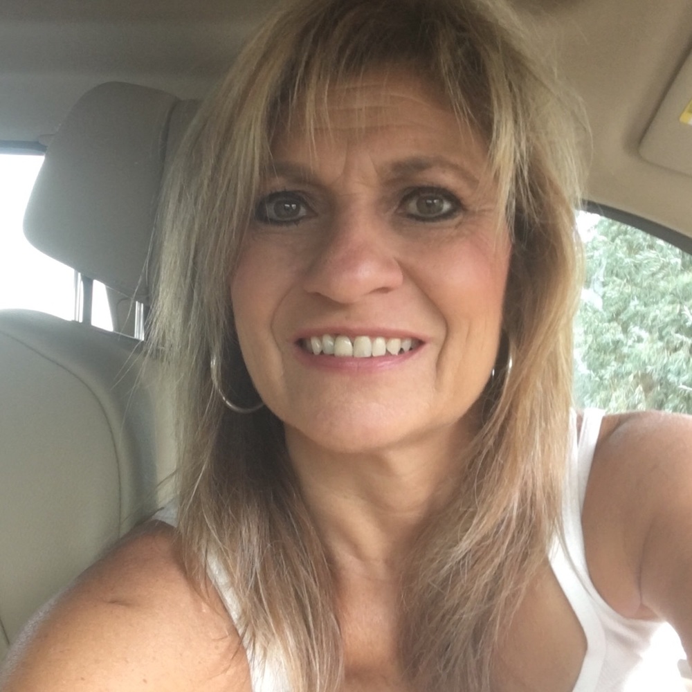 Meet your Posher, Marianne